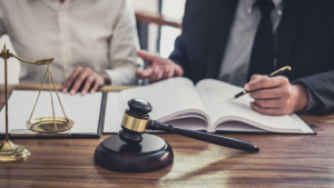 10 Essential Tips for Hiring the Right Attorney for Your Case